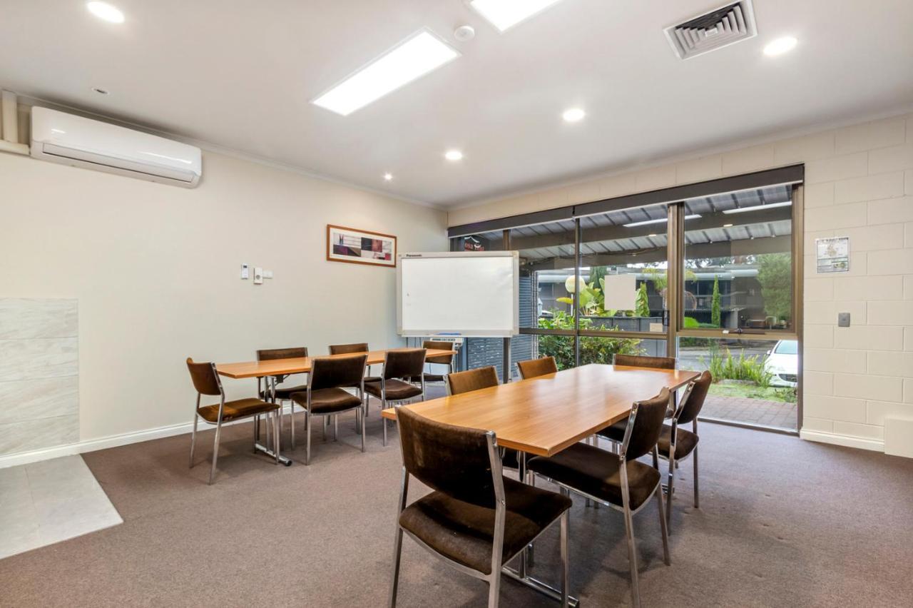 Knox International Hotel And Apartments Wantirna Bagian luar foto